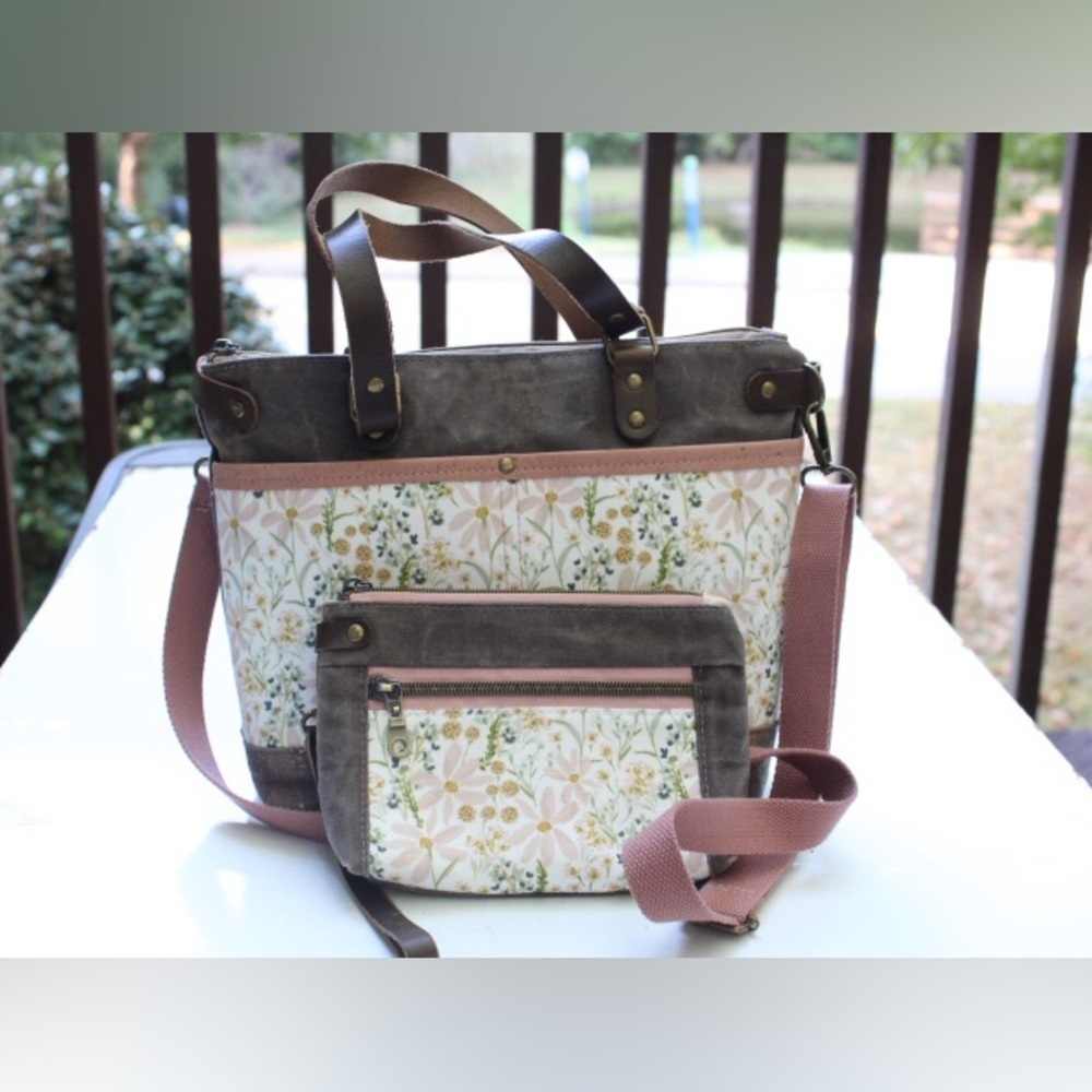 Everyday Coated canvas satchel + pouch